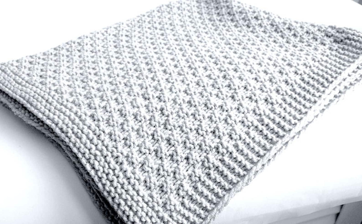 Classic Baby Blanket Knitting Pattern