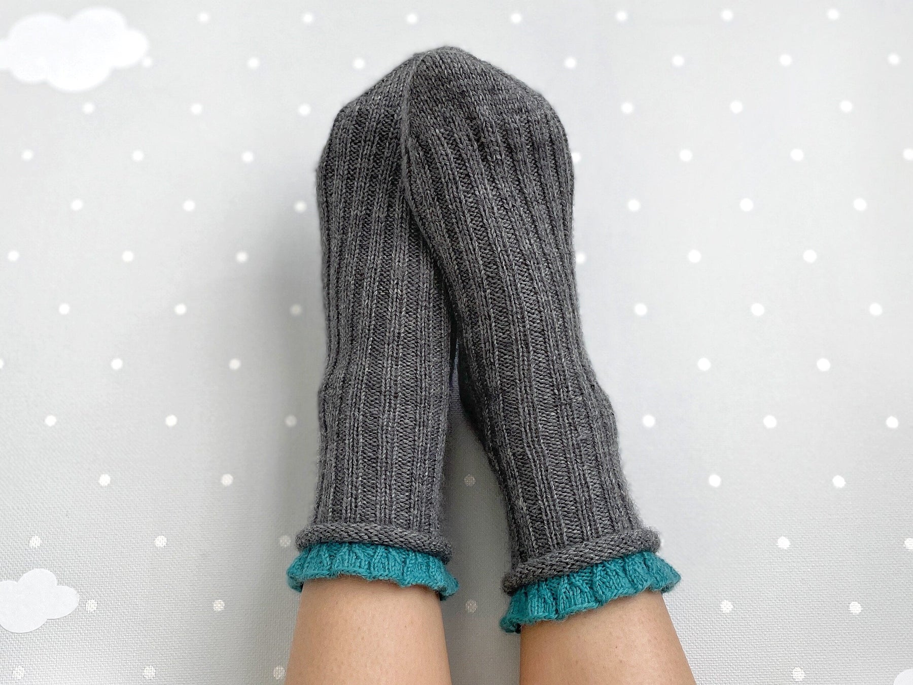 Knitted Ruffle Socks Pattern Comfy Ruffled Socks Knitting Pattern – LetKnit